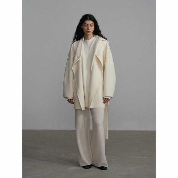 Abrigo de lana de doble cara con solapa larga y tacto de vellón de camello Select 80, color blanco raro M7519A 