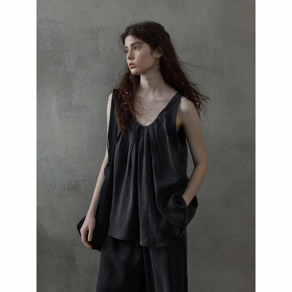 Chaleco plisado con cuello en U de Sailijing, nuevo top corto sencillo y cómodo para mujer para primavera y verano M8586 