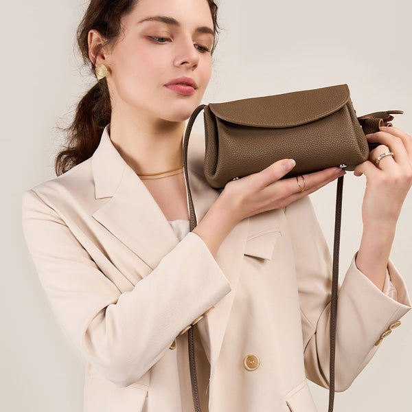 Bolso de hombro de moda versátil nuevo de primavera y verano, bolso de cuero nuevo y popular para mujer, bolso de mensajero de alta gama
