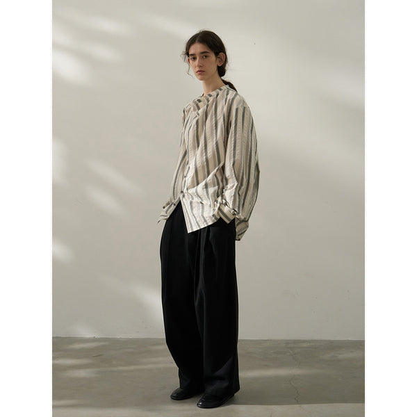 Camisa de cuello alto a rayas de volumen medio de otoño, nueva clásica, color contrastante, top texturizado ligeramente arrugado M7097 